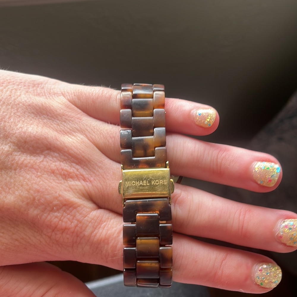 MK tortoise shell watch - Picture 3 of 4